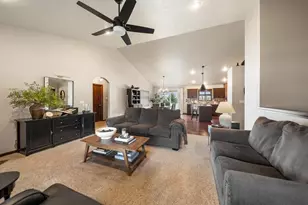3165 Howard View Ln, Green Bay, WI 54313 - Photo 8