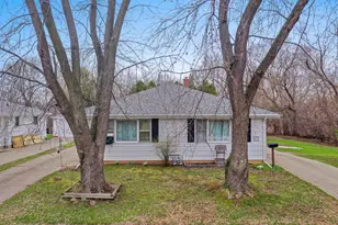 801 Caroline St, Neenah, WI 54956 - Photo 6