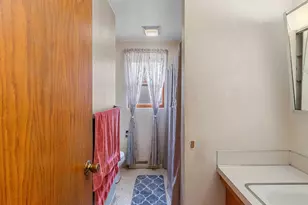 801 Caroline St, Neenah, WI 54956 - Photo 22