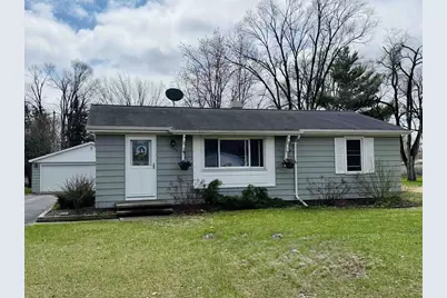 1330 Crystal Court, Waupaca, WI 54981 - Photo 2