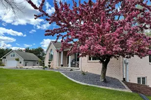 E8958 Broken Branch Ln, New London, WI 54961 - Photo 50
