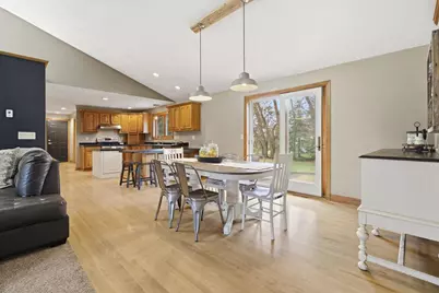 E8958 Broken Branch Lane, New London, WI 54961 - Photo 6