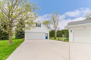 1966 Sky Ranch Ave, Oshkosh, WI 54904 - Photo 50