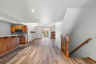 1274 Bayport Terrace, Green Bay, WI 54313 - Photo 4