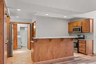 1274 Bayport Terrace, Green Bay, WI 54313 - Photo 6