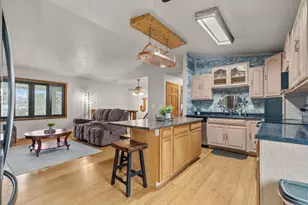 1130 Grant St, Appleton, WI 54914 - Photo 2