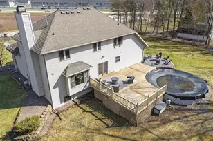 3757 Woodland Rd, Green Bay, WI 54313 - Photo 4