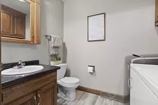 3757 Woodland Rd, Green Bay, WI 54313 - Photo 14