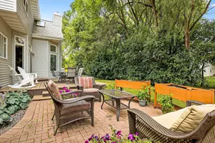 478 Hawthorne St, Neenah, WI 54956 - Photo 6