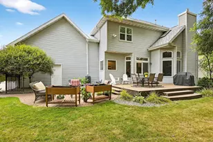 478 Hawthorne St, Neenah, WI 54956 - Photo 8