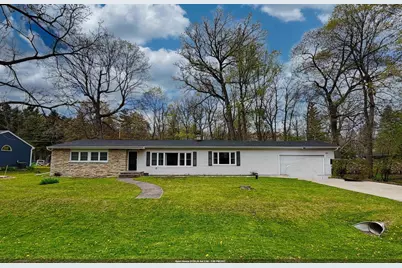 2623 Oakcrest Drive, Neenah, WI 54956 - Photo 1