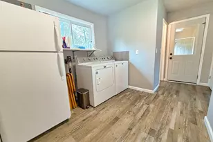 2623 Oakcrest Dr, Neenah, WI 54956 - Photo 28