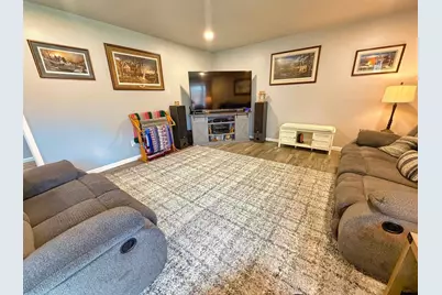 2623 Oakcrest Drive, Neenah, WI 54956 - Photo 14