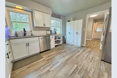 2623 Oakcrest Drive, Neenah, WI 54956 - Photo 20