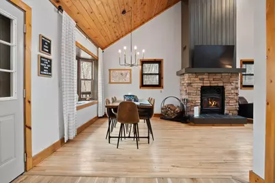 2268 E Maple Lane, Waupaca, WI 54981 - Photo 6