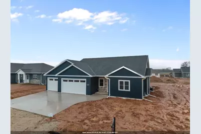 N9259 Anton Street, Appleton, WI 54915 - Photo 1