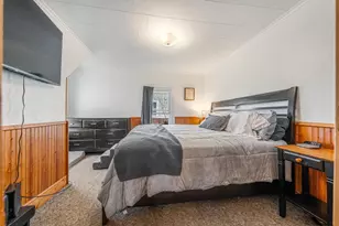 210 4th St, Winneconne, WI 54986 - Photo 12