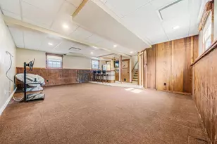 727 Dawn Ct, Neenah, WI 54956 - Photo 22
