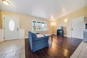 727 Dawn Ct, Neenah, WI 54956 - Photo 10