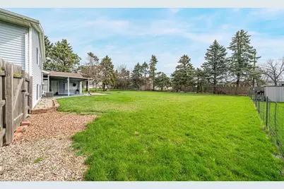 727 Dawn Court, Neenah, WI 54956 - Photo 34