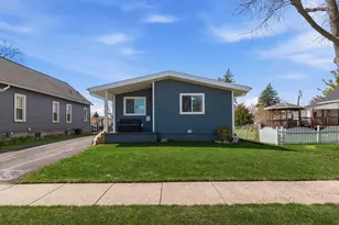 521 Delaware Ave, North Fond du Lac, WI 54937 - Photo 2