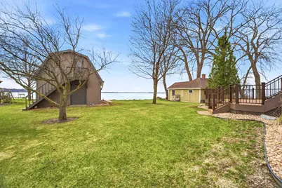 6097 Lyngaas Road, Winneconne, WI 54986 - Photo 2