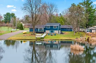 E5760 Waukaunaka St, Weyauwega, WI 54983 - Photo 2