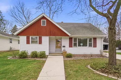 1613 Telulah Avenue, Appleton, WI 54915 - Photo 1