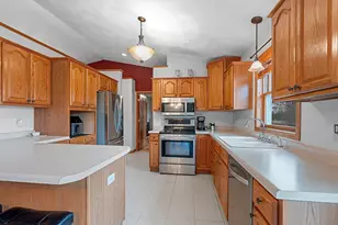 W6678 Emerald Ct, Greenville, WI 54942 - Photo 12