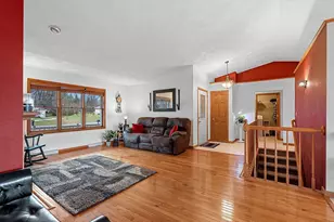 W6678 Emerald Ct, Greenville, WI 54942 - Photo 8