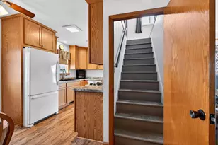 1013 Harrison St, Neenah, WI 54956 - Photo 18