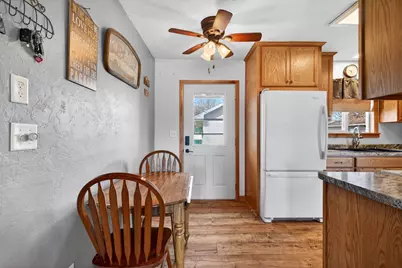 1013 Harrison Street, Neenah, WI 54956 - Photo 8