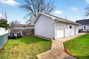 1013 Harrison St, Neenah, WI 54956 - Photo 36