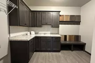 715 Reed St, Neenah, WI 54156 - Photo 2