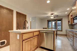 720 Indianwood Ct, Neenah, WI 54956 - Photo 18
