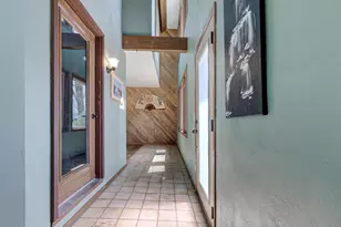 720 Indianwood Ct, Neenah, WI 54956 - Photo 10