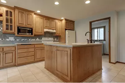 720 Indianwood Court, Neenah, WI 54956 - Photo 16