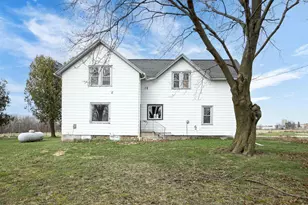 W5136 Brusewitz Rd, Black Creek, WI 54106 - Photo 2