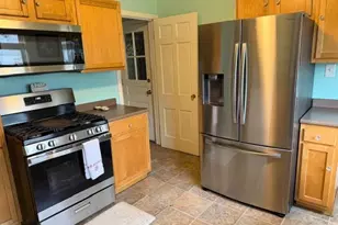 1310 Bismarck St, Green Bay, WI 54302 - Photo 4