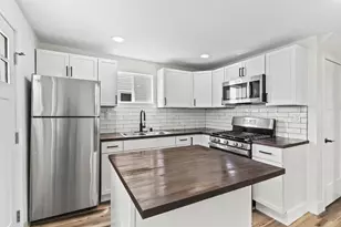 29 Tennessee Ave, Oshkosh, WI 54901 - Photo 2