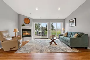 1517 River Pines Dr, Green Bay, WI 54311 - Photo 2