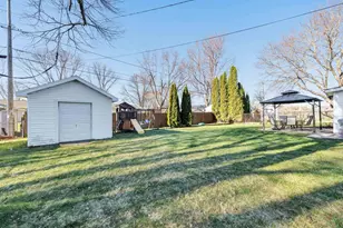 3012 Lawndale Dr, Green Bay, WI 54311 - Photo 26