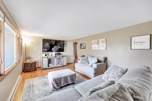 3012 Lawndale Dr, Green Bay, WI 54311 - Photo 4