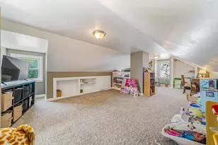 824 Zemlock Ave, Neenah, WI 54956 - Photo 14