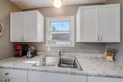 824 Zemlock Avenue, Neenah, WI 54956 - Photo 10