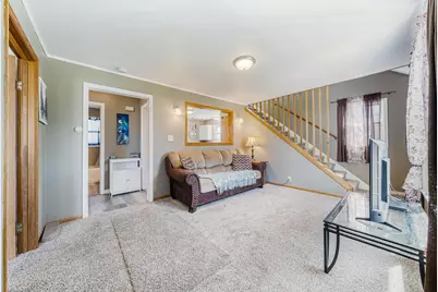 824 Zemlock Avenue, Neenah, WI 54956 - Photo 4