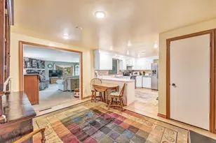 2429 Downy St, Green Bay, WI 54303 - Photo 14