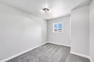 1521 Bismarck Ave, Oshkosh, WI 54902 - Photo 18