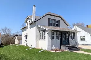 223 Cleveland St, Brillion, WI 54110 - Photo 18