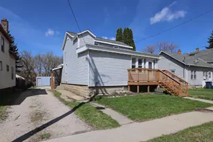196 N Brooke St, Fond du Lac, WI 54935 - Photo 2